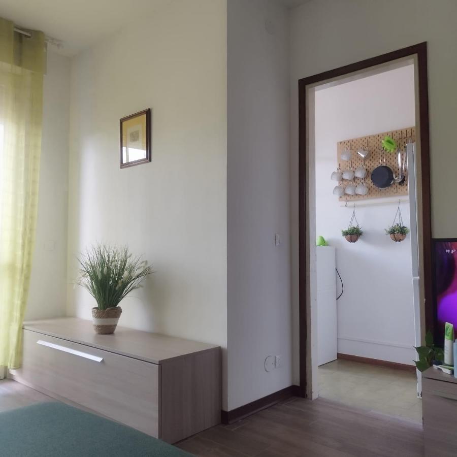 Mini Apartment Close To Everything You Will Need Pasian di Prato Exterior foto